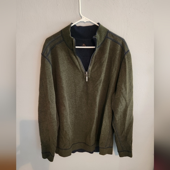 Tommy Bahama  reversible 1/4 zip - Picture 1 of 5